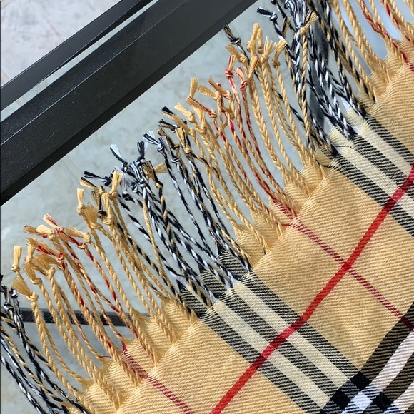 Cute check scarf - Picture 7 of 8